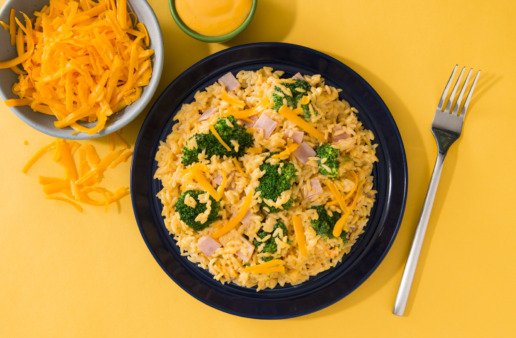 Cheesy ham and broccoli rice dish