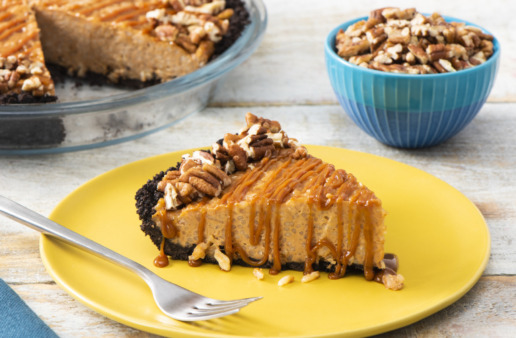 salted-caramel-ice-cream-pie-made-with-rice-pudding-and-topped-with-walnuts