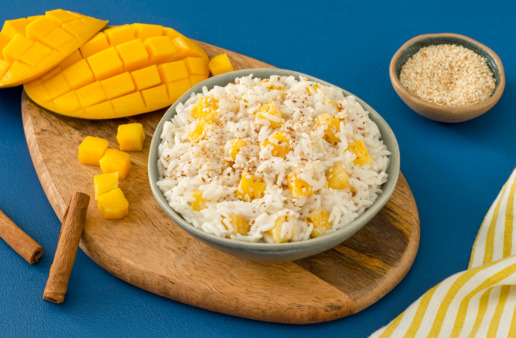 Mango Sticky Rice with coconut milk and jasmine rice