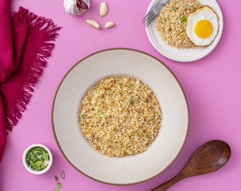 Sinangag (Filipino Garlic Fried Rice)